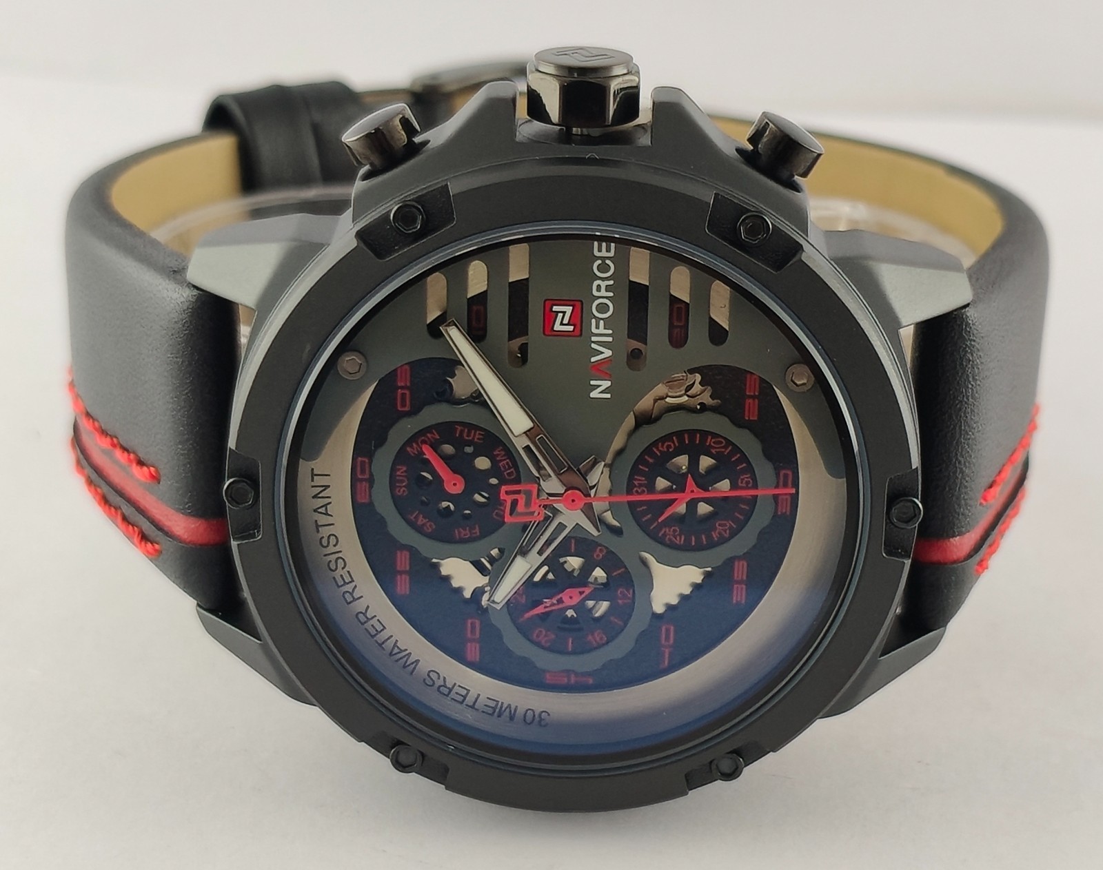 Naviforce Quartz Chronograph Grey Dial Date & Day Great Working Men Wristwatch
