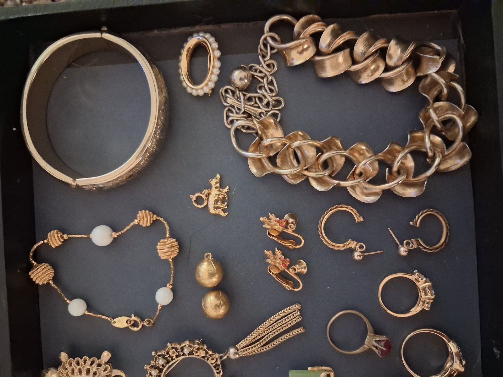 ANTIQUE VINTAGE 12k GOLD FILLED JEWELRY 30+ PC LOT BROOCHES EARRINGS BRACELETS