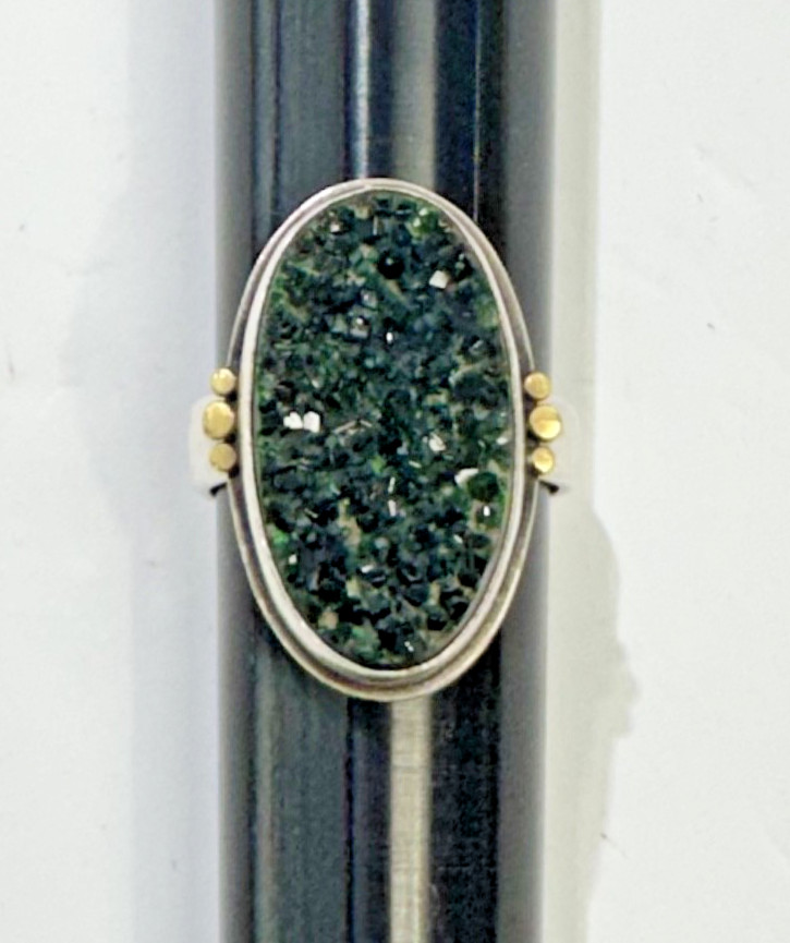 Ananda Khalsa – Pyrite Druzy Cocktail SS Hammered Ring with 22K Gold Trios