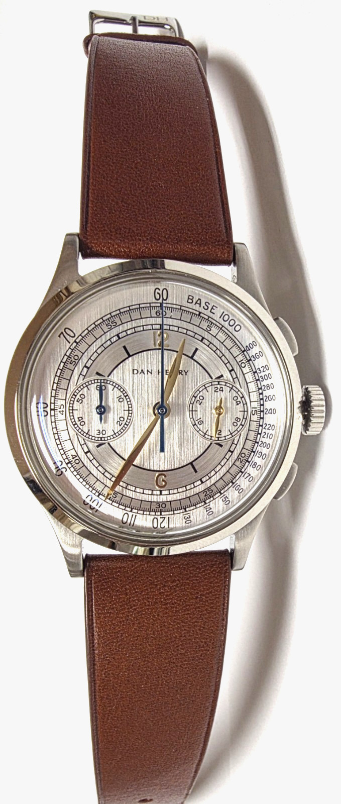 DAN HENRY 1937 Dress Style Silver Dial Date Men Watch Meca-quartz Chronograph