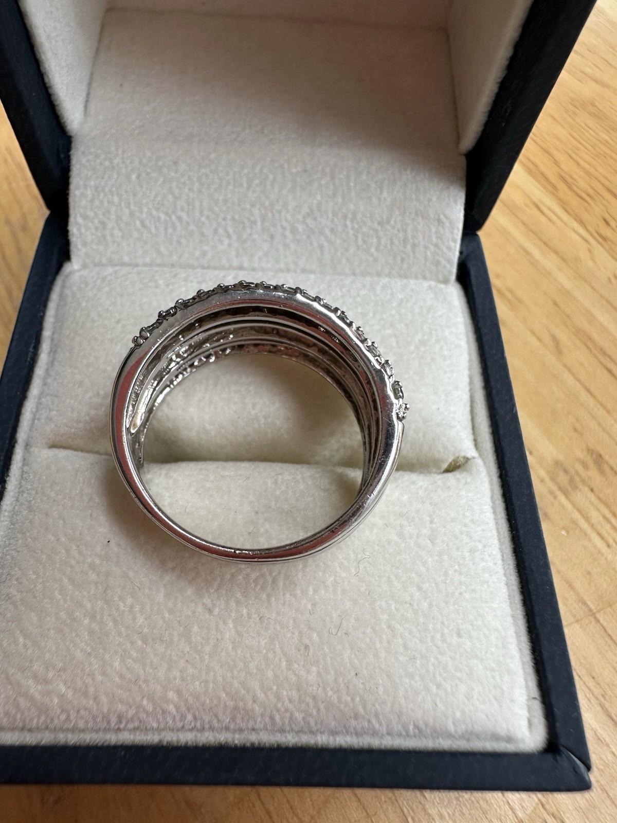 Beautiful Three Row White Topaz Right Hand Ring Size 7 1/2