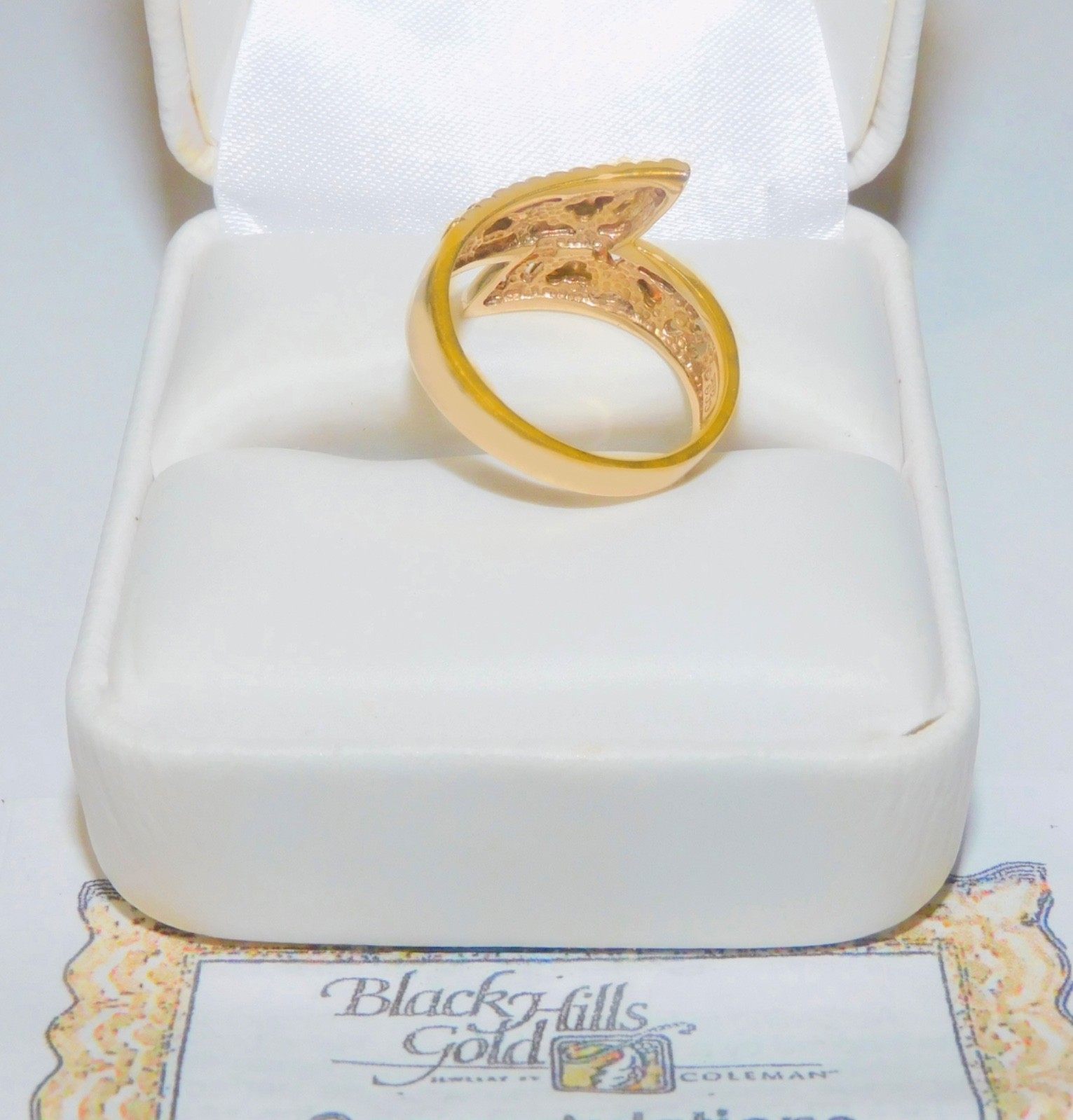Black Hills Gold 10k Coleman Bypass Leaves Ring Size 6 1/4