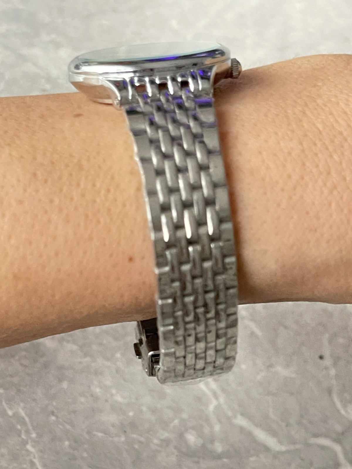 Longbo watch 80302L Silver Tone Bracelet Black Face Unisex AS19 Casual