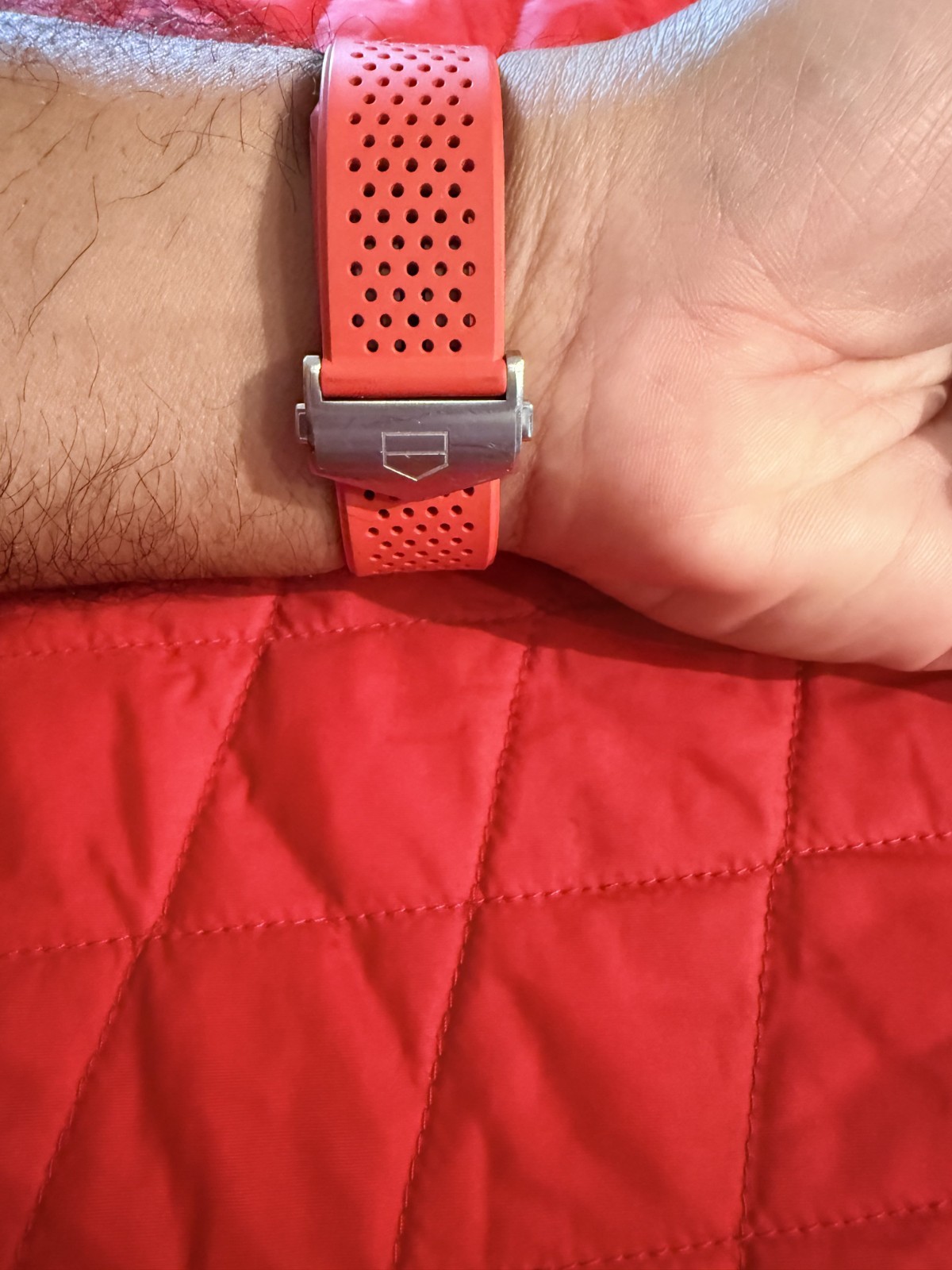 TAG Heuer SBG8A E3 Connected Men’s Stainless Steel with 2 bands