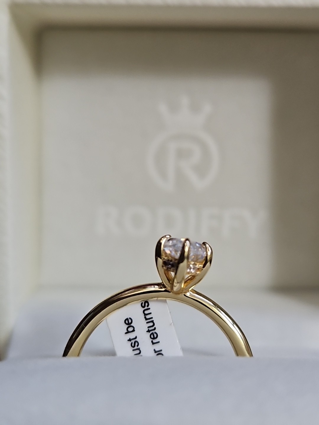 Roddify 2 Carat Marquise Cut Moissanite Womens Engagement Ring. Size 8 NEW