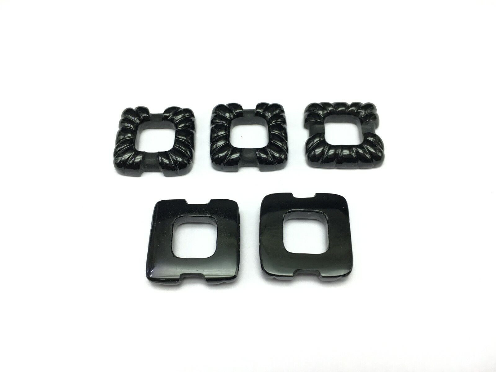 Natural BLACK ONYX/Hand carved/Square/Bracelet/W 22MM/L 22MM/H 5MM/97.70 Ct/5 Pc