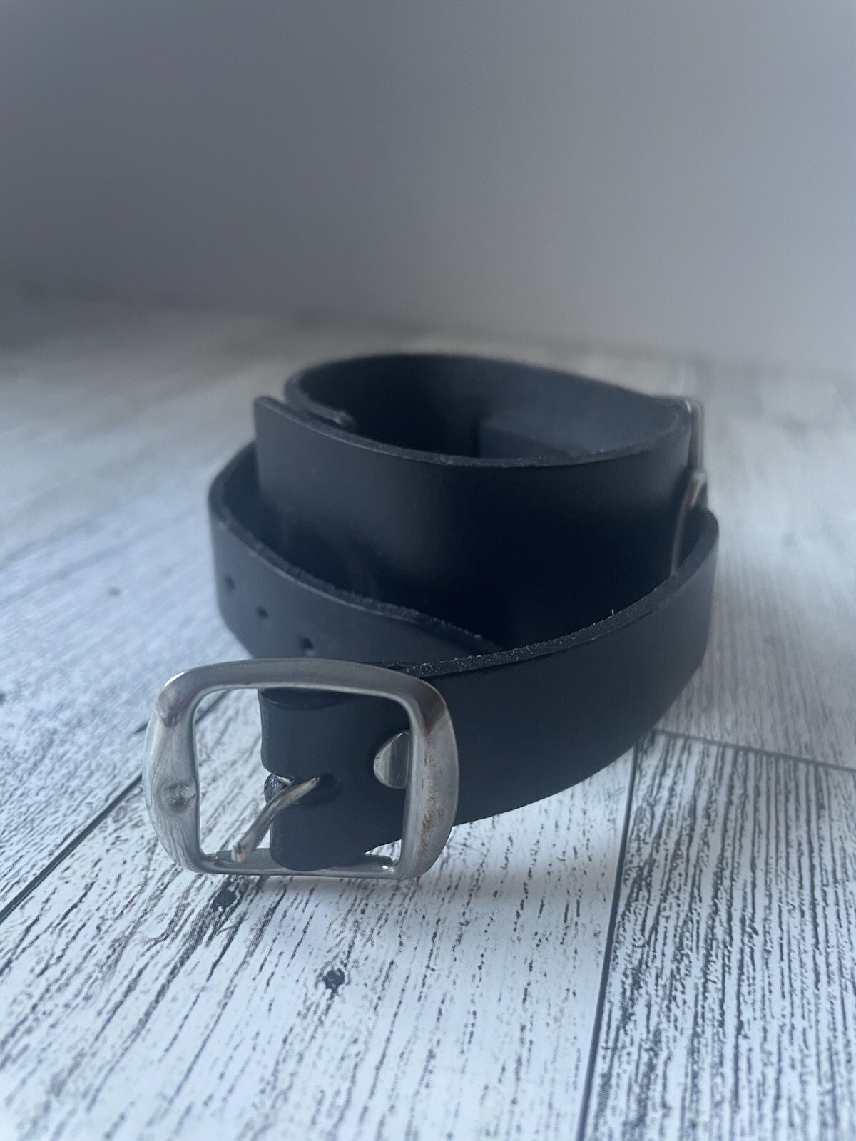 VERA PELLE Black Leather Made In Italy Bracelet W/ Pretty Metal Statement Piece