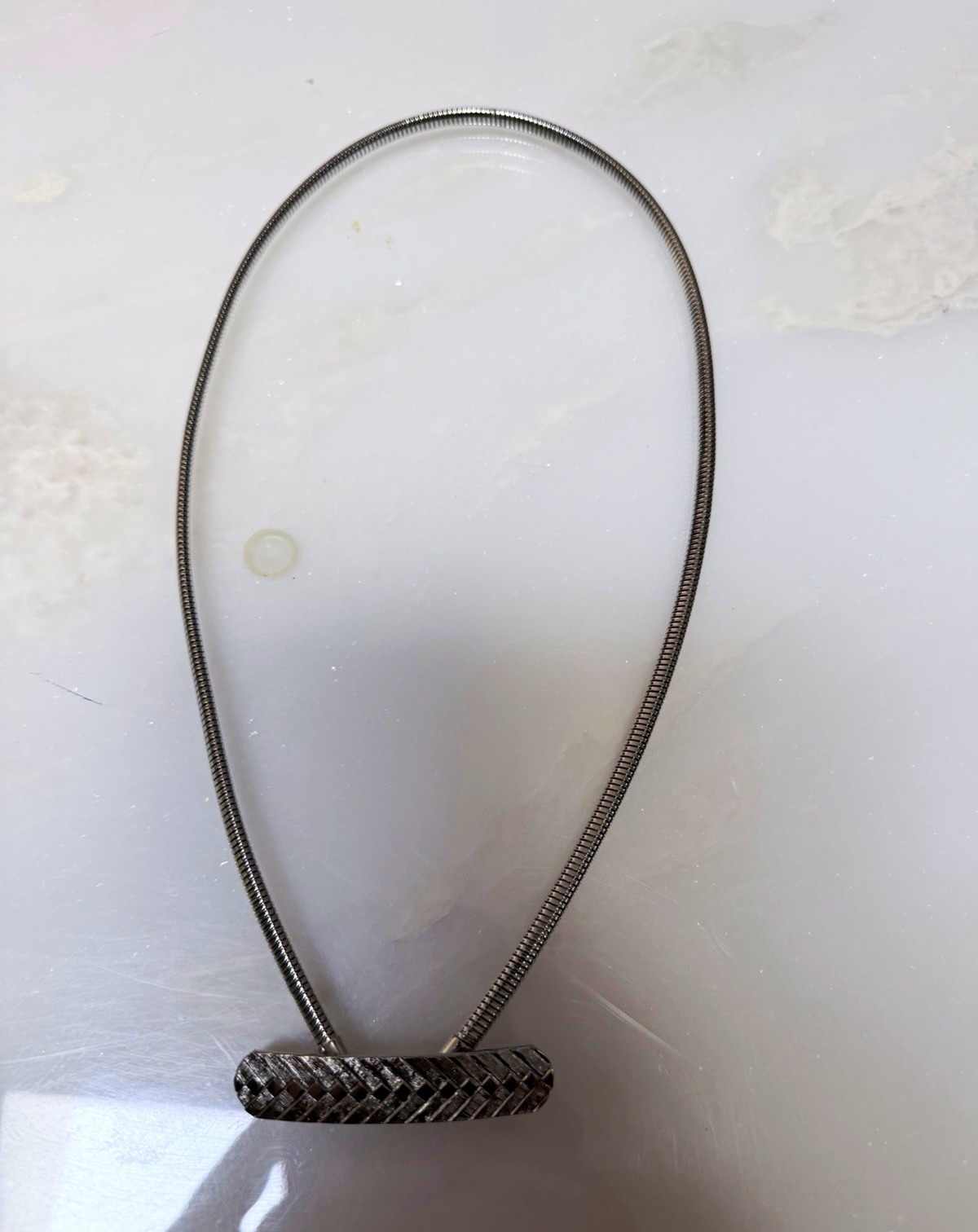 Vintage Silver Tone Snake Chain Collar Necklace Textured Chevron Bar Modernist