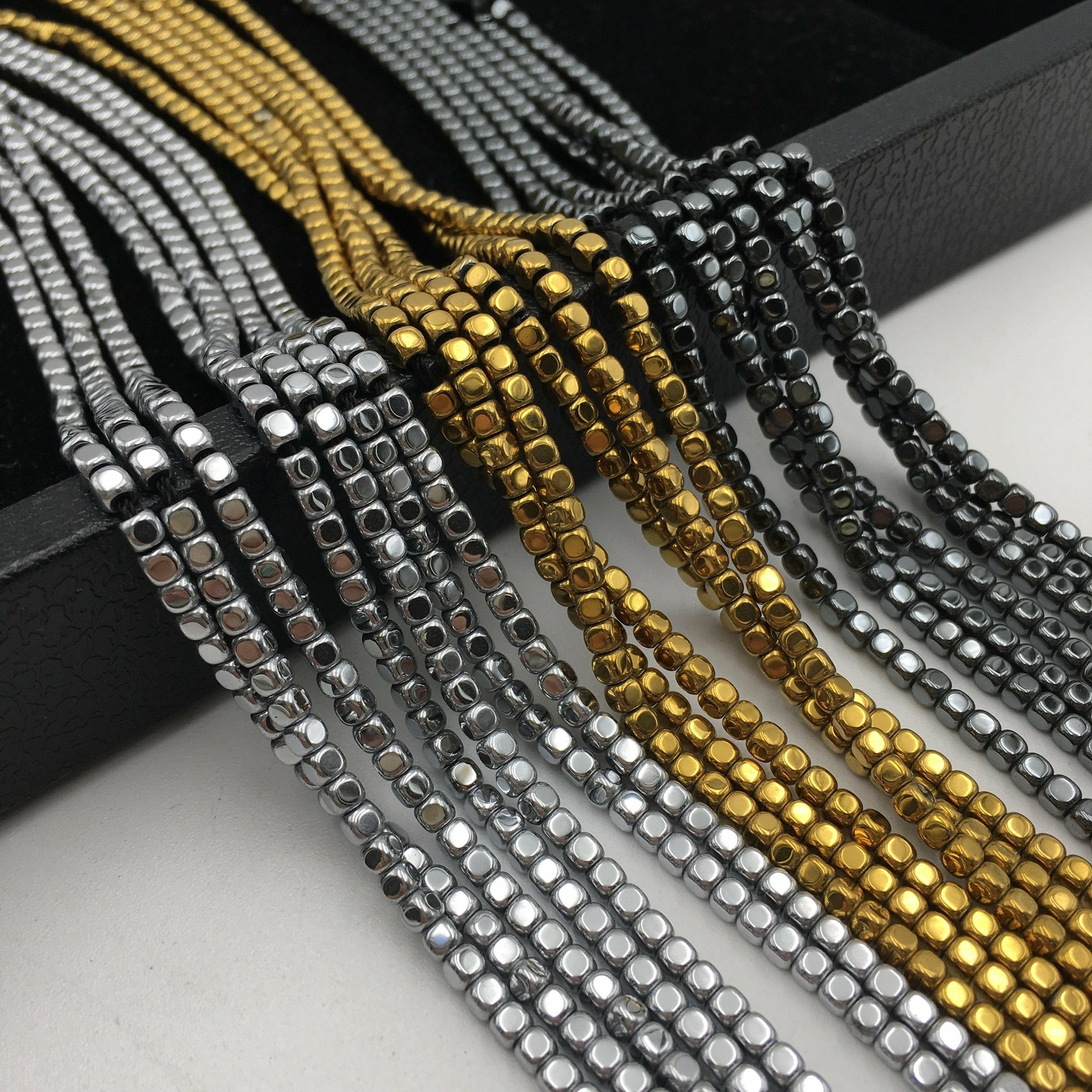 Gray/Gold/Silver/Copper Hematite Smooth Dice Cube Beads 3x3mm 15.5″ Strand