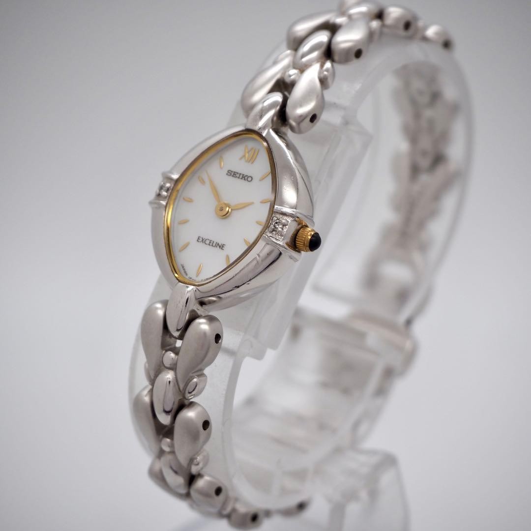 Seiko Exceline 2P Diamond Shell Oval White Quartz Ladies Watch Japan 0715240