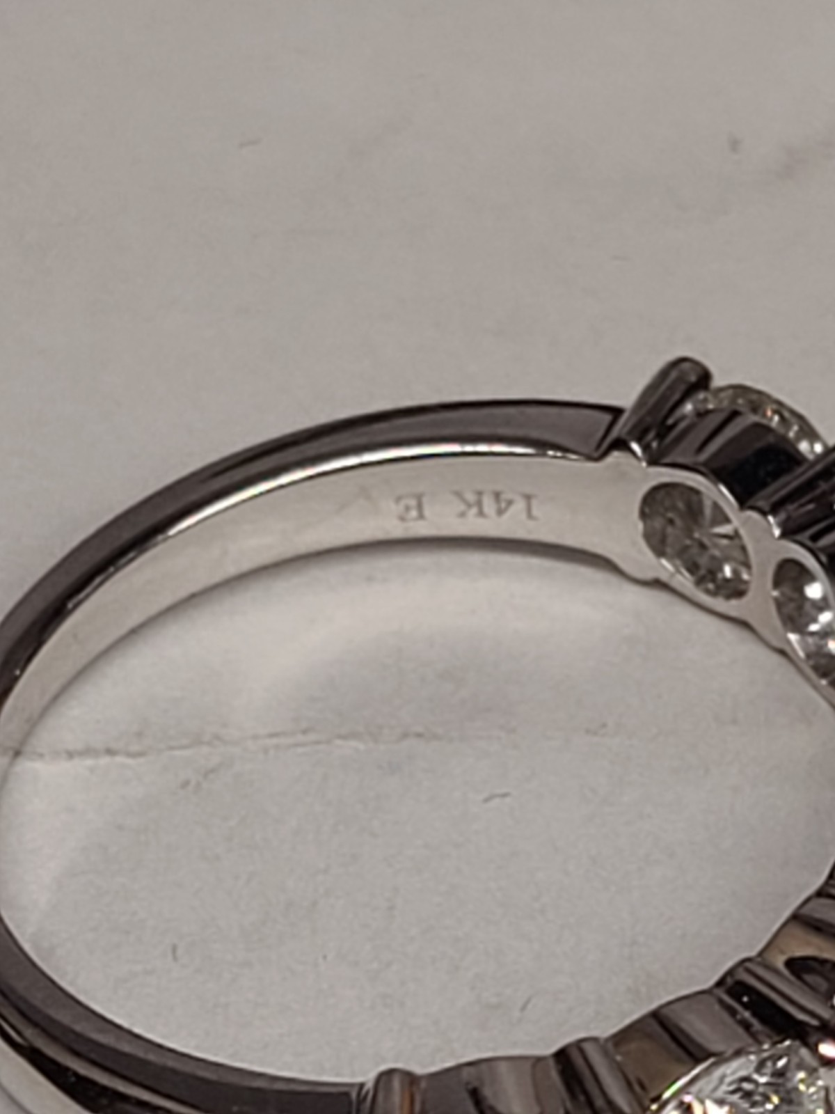 14K White Gold & Lab Created Diamond Ring 2.82 Grams Size 7