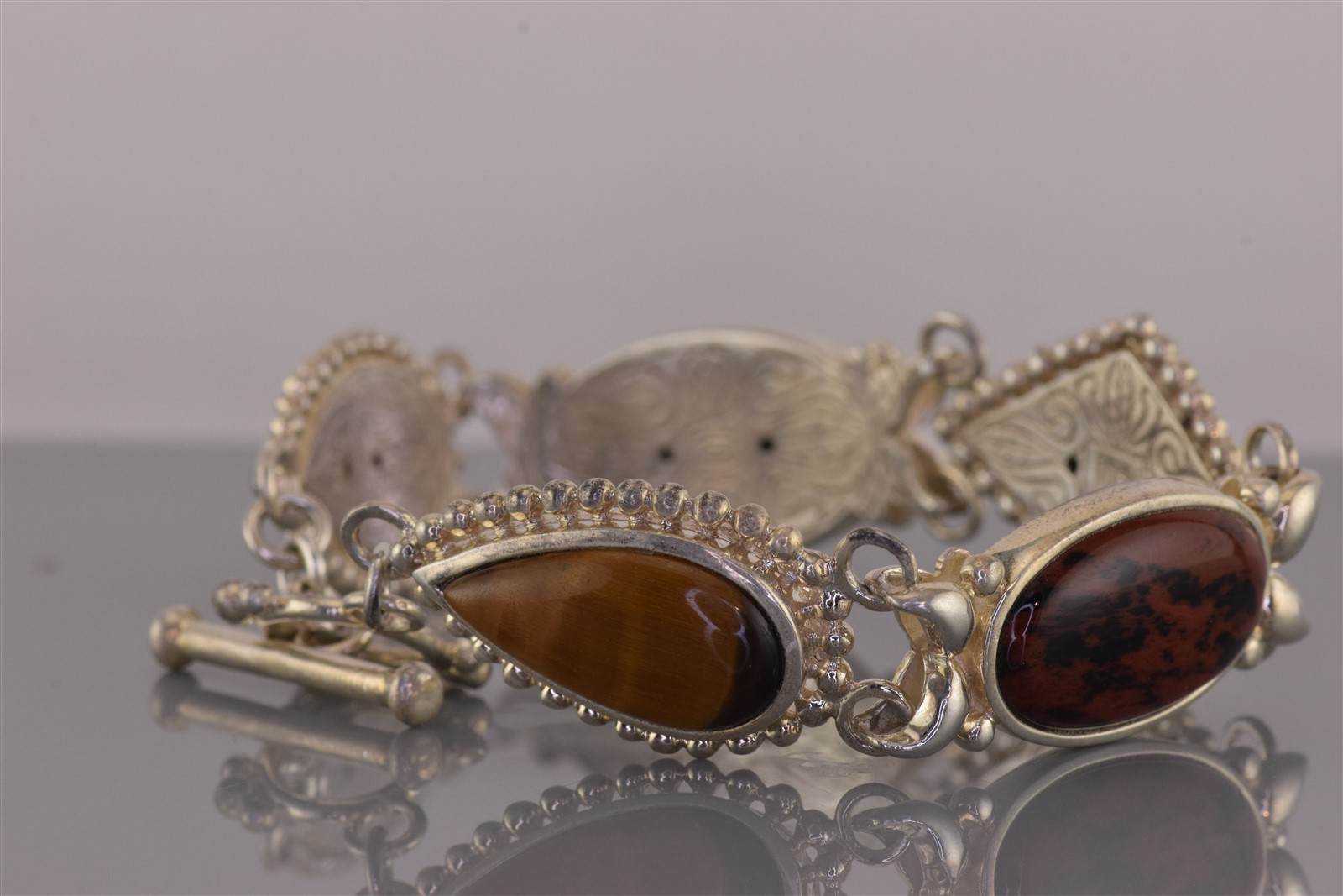 Whitney Kelley Sterling Silver Red Jasper Tiger Eye 925 Toggle 41g Bracelet 7.75