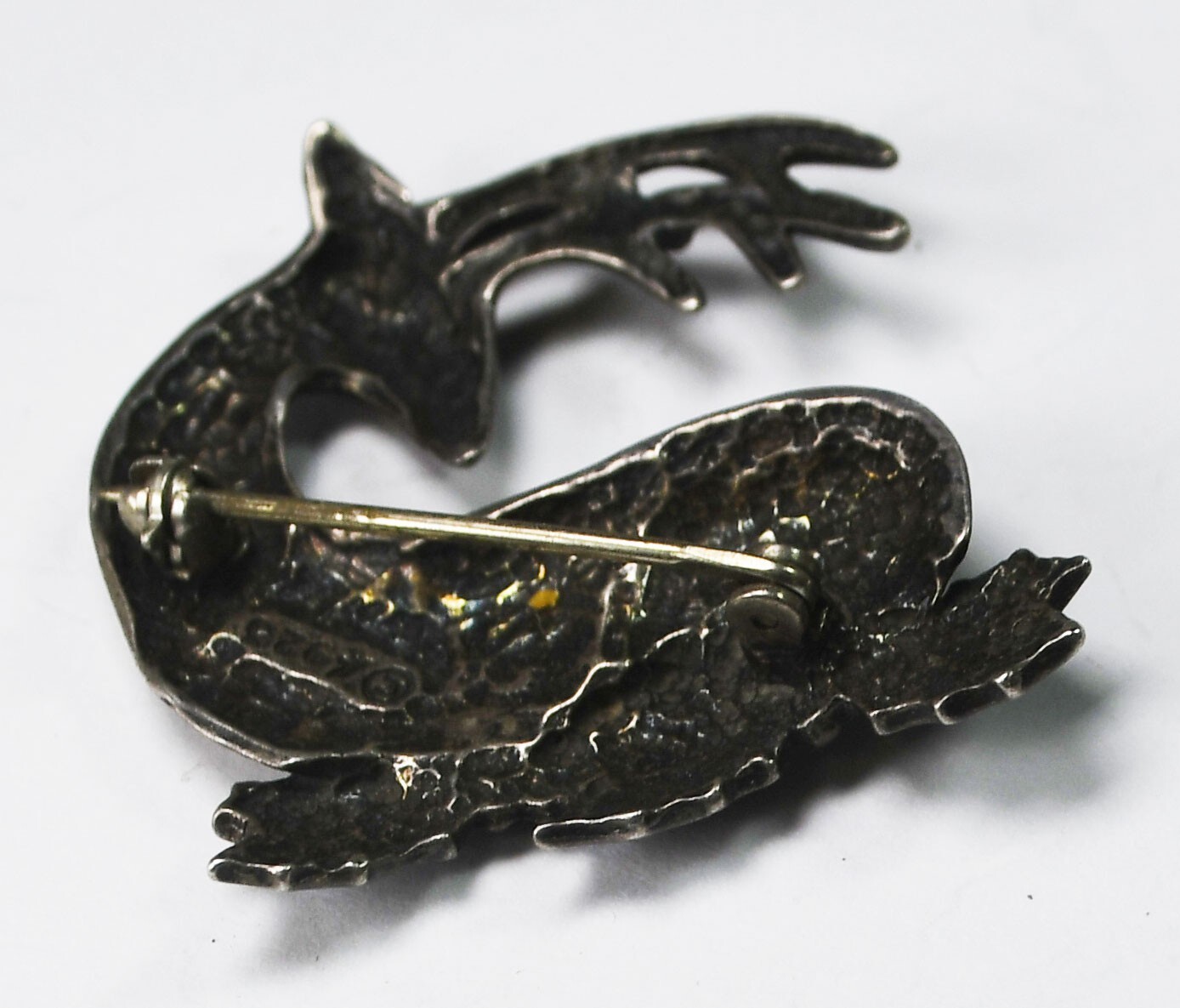 Sterling Silver Deer on Holly Brooch Pin 34mm x 32mm Christmas X-mas Reindeer