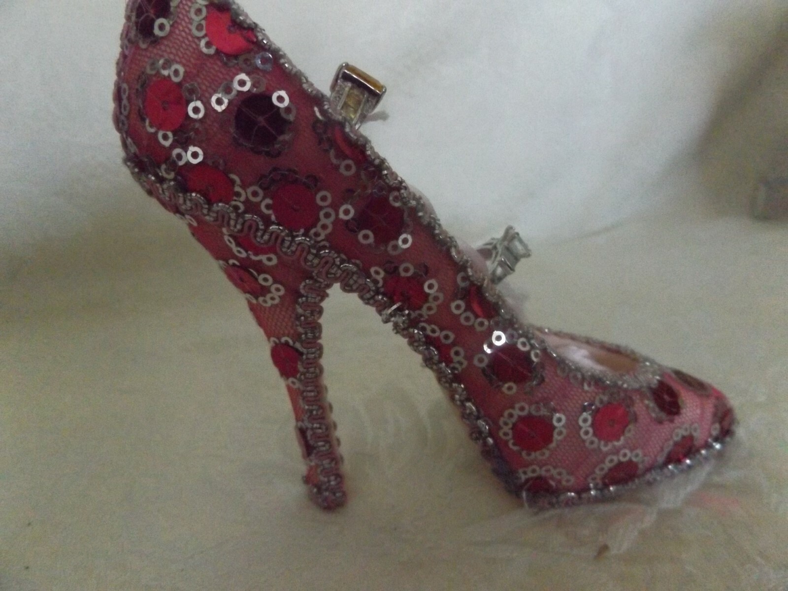 STILETTO RING AND/OR EARRING HOLDER – CLASSY, CUTE, QUIRKY, FUN, ALL AGES