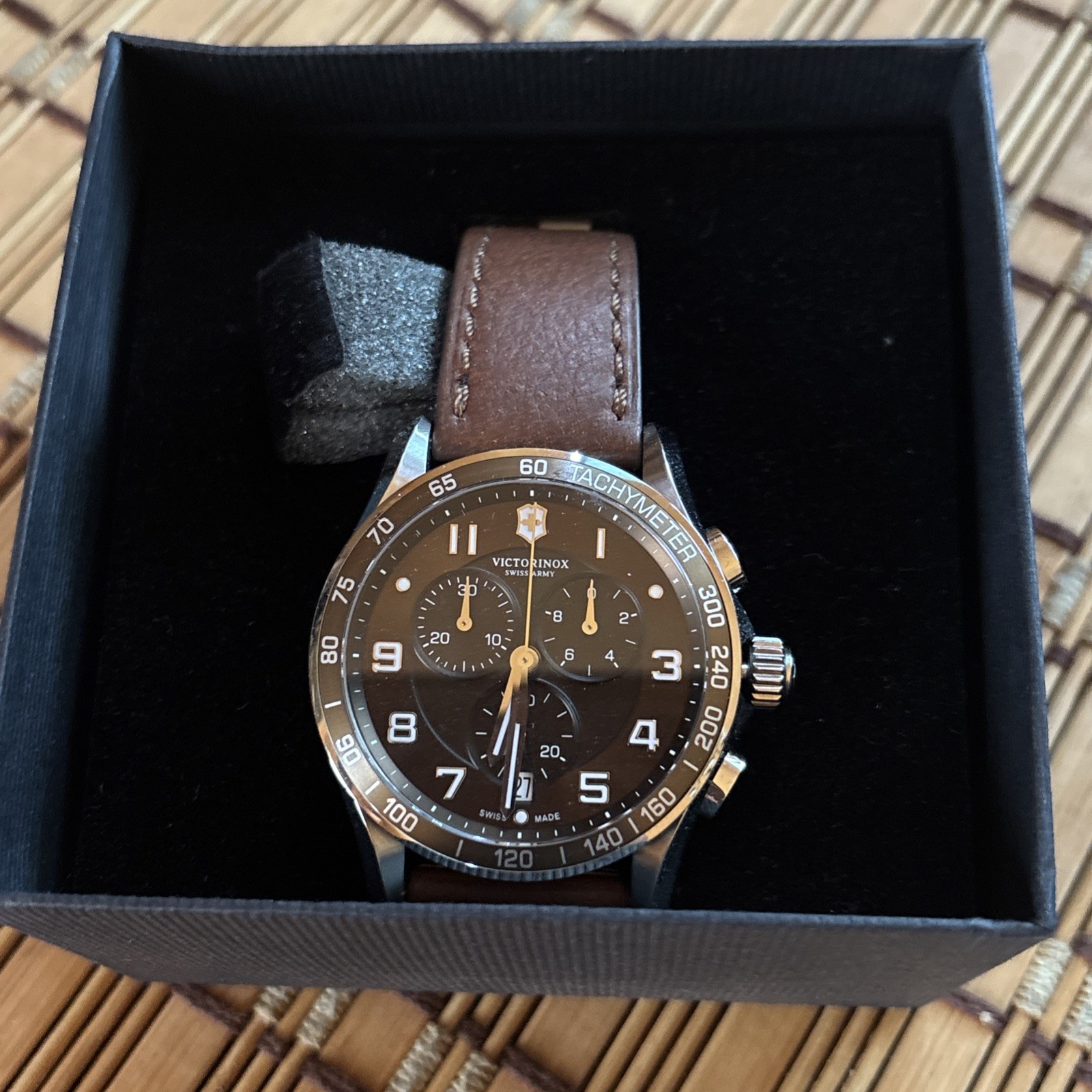 Victorinox Swiss Army Tachymeter Men’s Watch New.