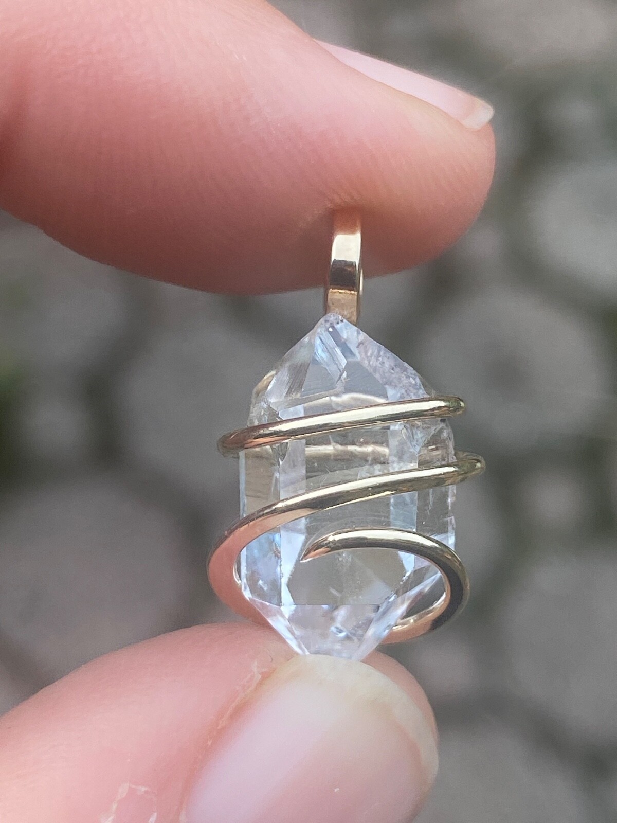 14.04ct Herkimer Diamond Natural Pendant In Forged 14k Yellow Gold Wire Total Wt