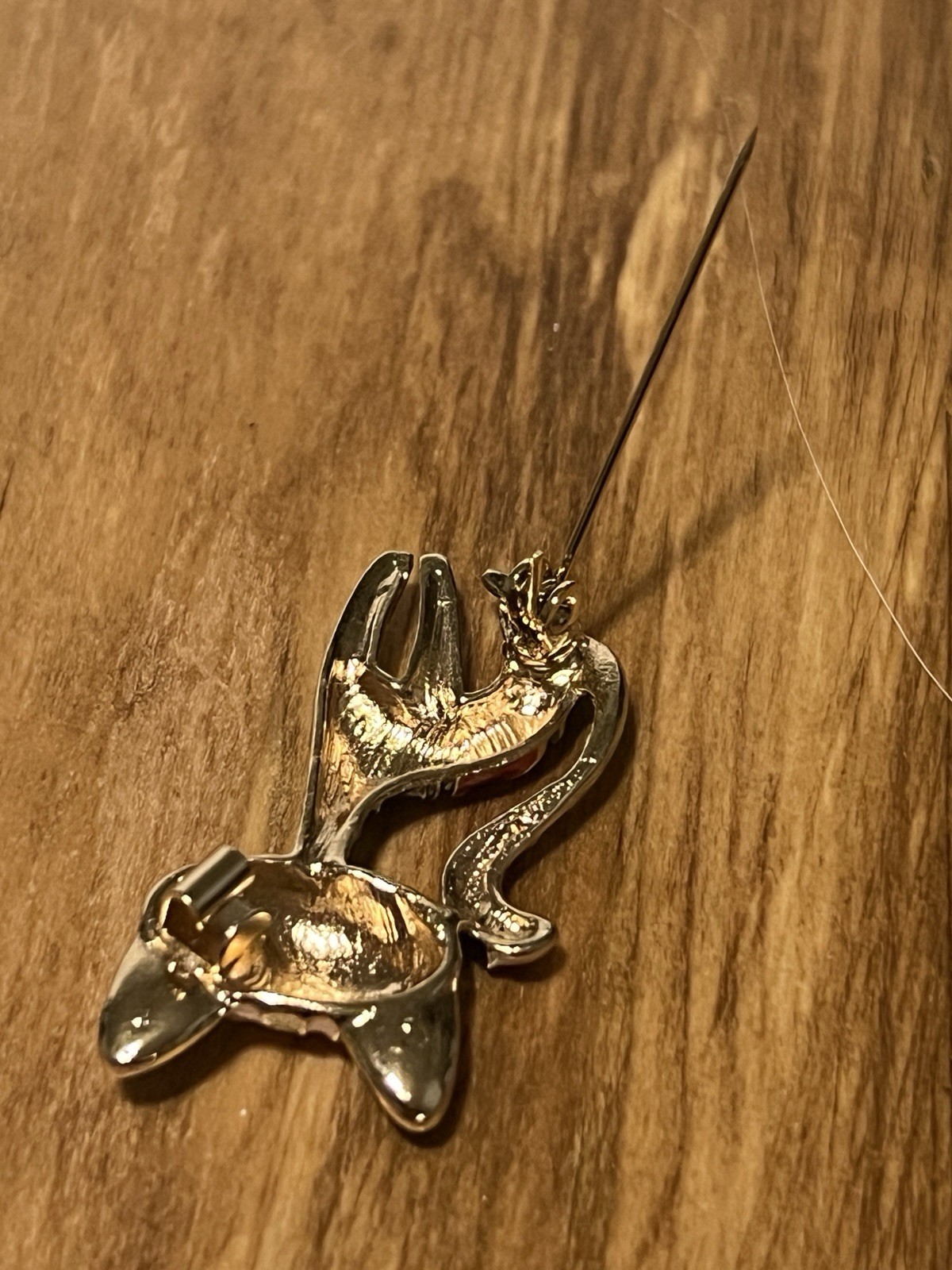 Black Red Yellow Gold Tone Metal Cat Brooch