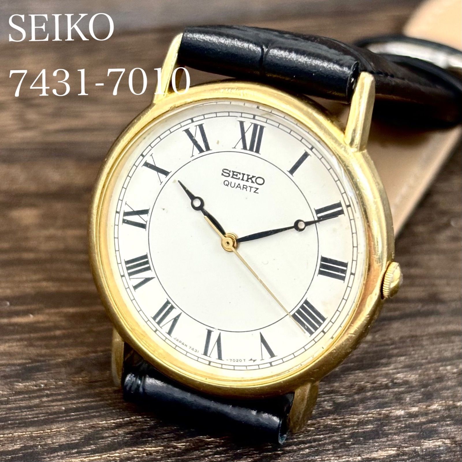 SEIKO Quartz Roman Index Gold Wristwatch manufactured in August 1983 Japan vinta