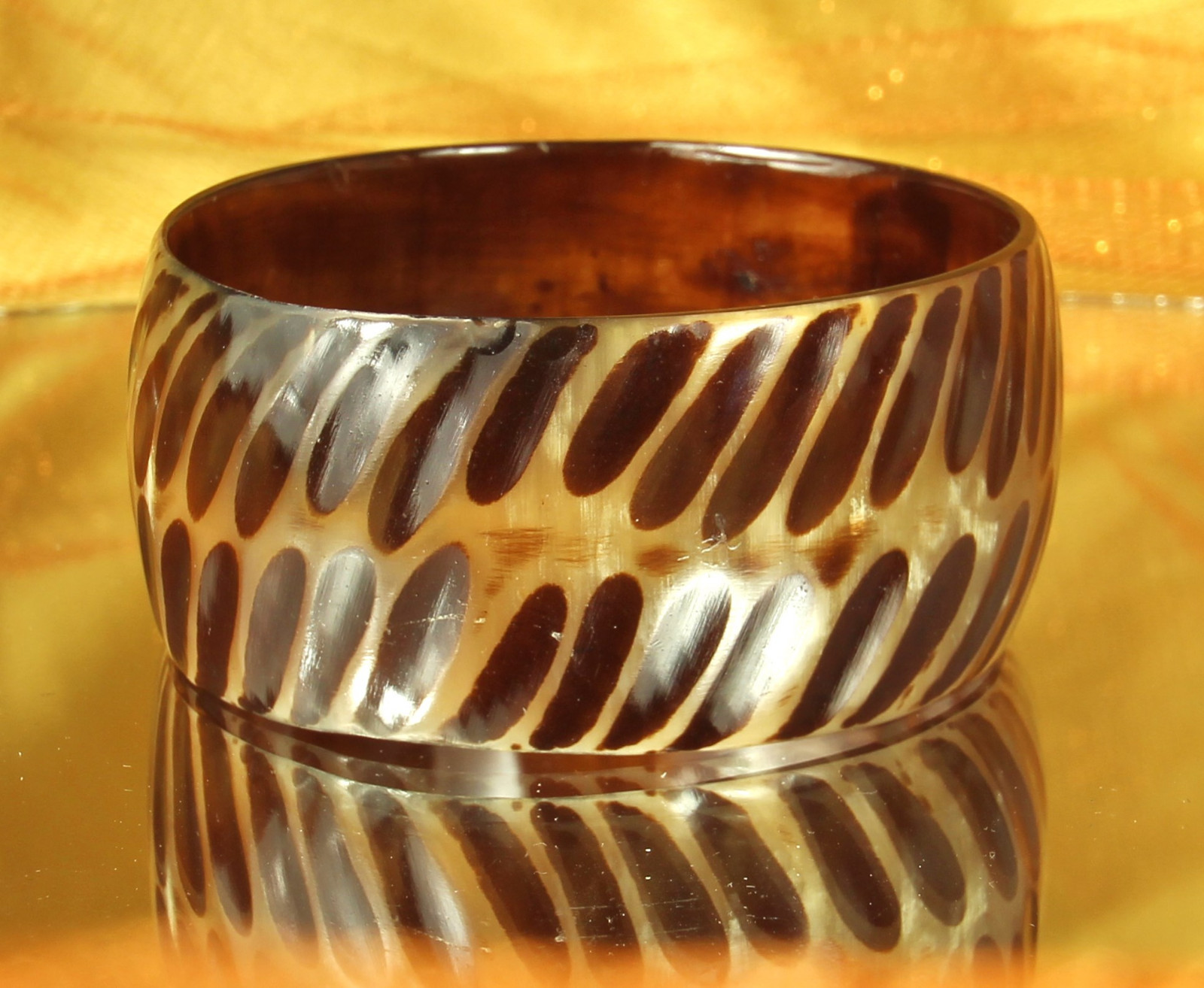 KENYA AFRICA Artisan Jewelry Set Bracelet Earrings Hand Carved Organic Material
