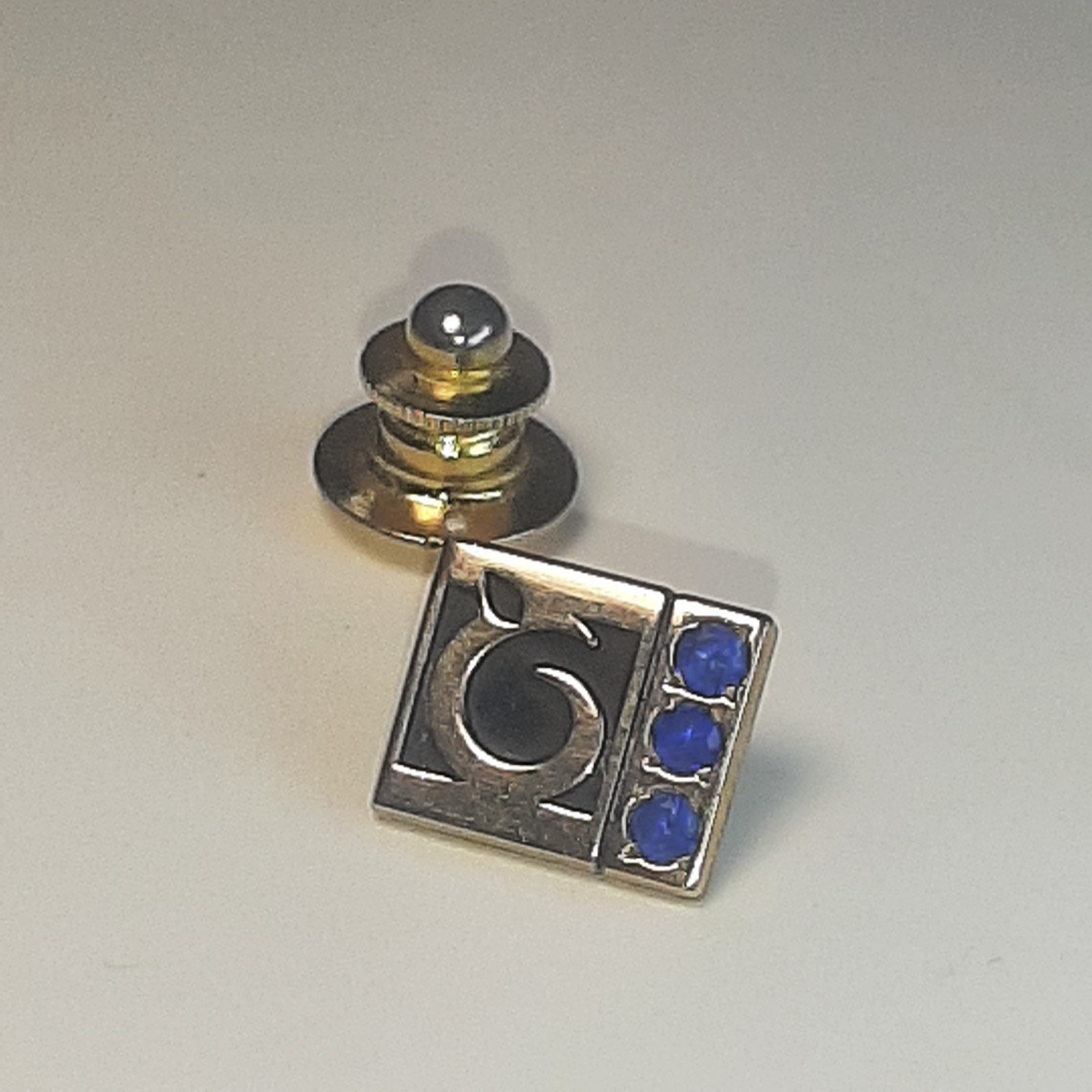 10K Gold Tie tac Pin w 3 Sapphires lapel pin 1/5 10K Vintage