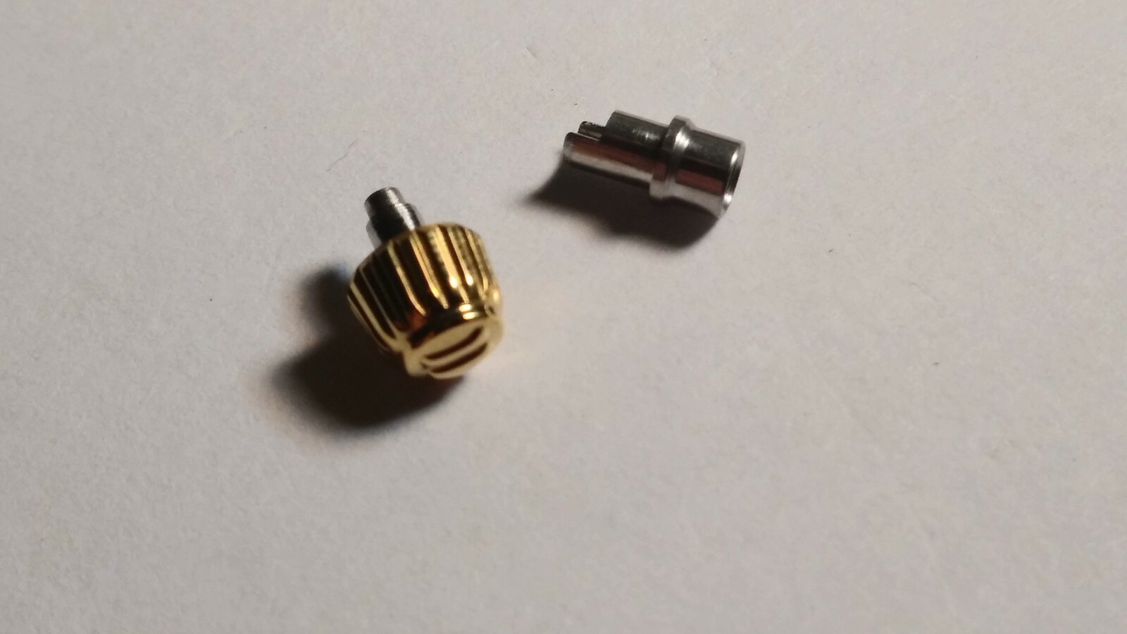 Unbranded Swiss Made crown for TAG Yellow 4.5mm w tube new CAV-5669Y SCREWDOWN