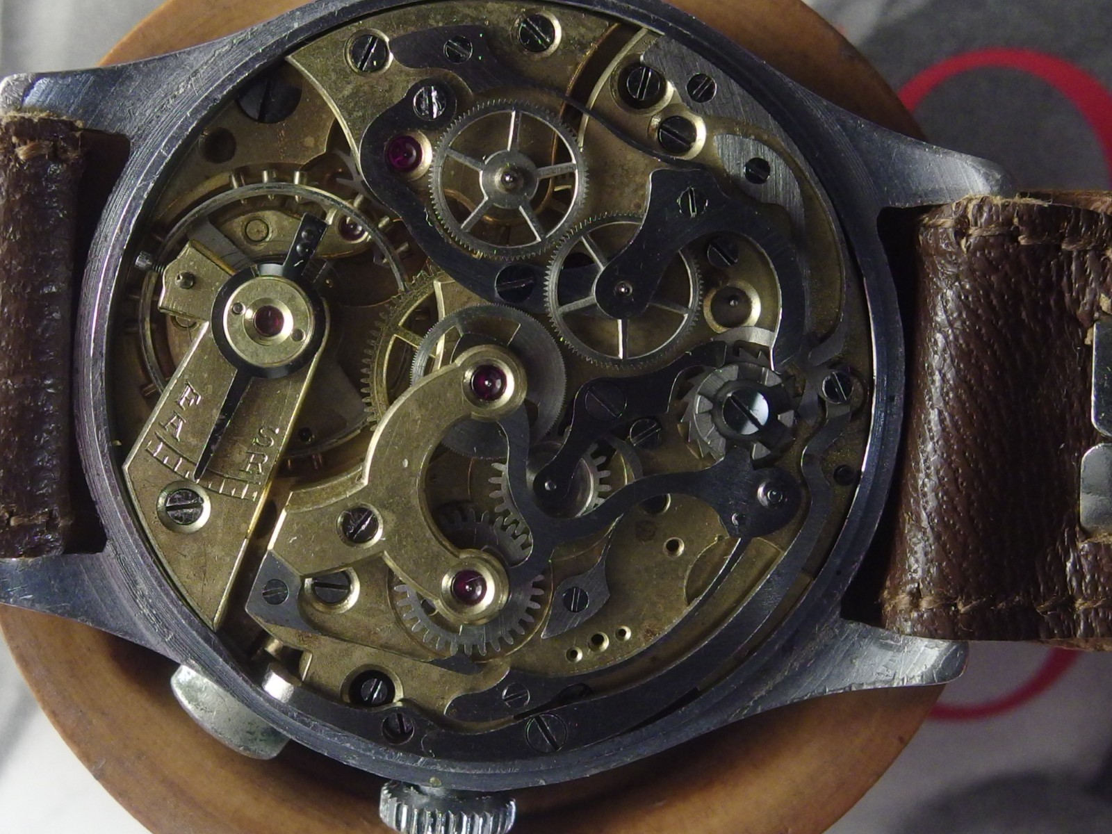 4287 VINTAGE VALJOUX GHT MONOPUSHER CHRONOGRAPH SIGNED LA SALEVE, 1930’ies