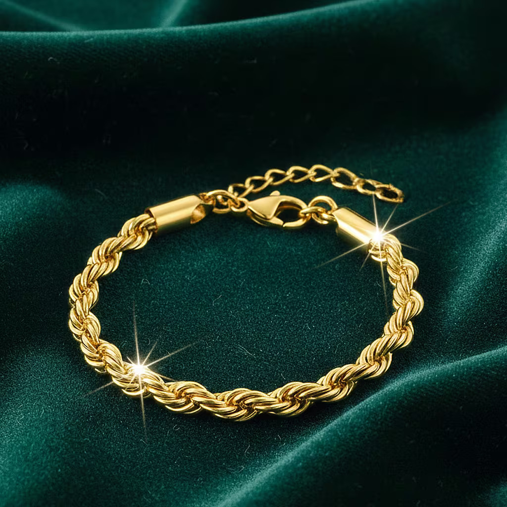 Rope Chain Bracelet in ION Plated YG Stainless Steel (7-9In)