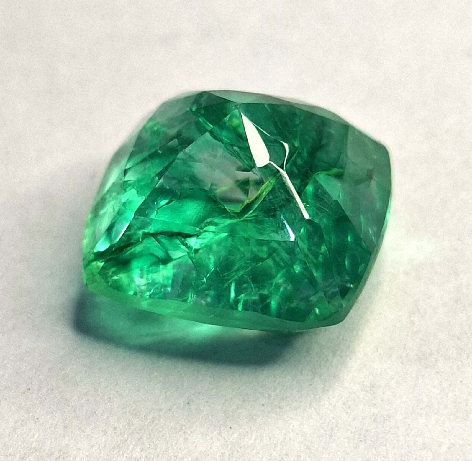 Green Emerald Cushion Cut 8-10 Carat Natural Loose Certified Gemstone RK757