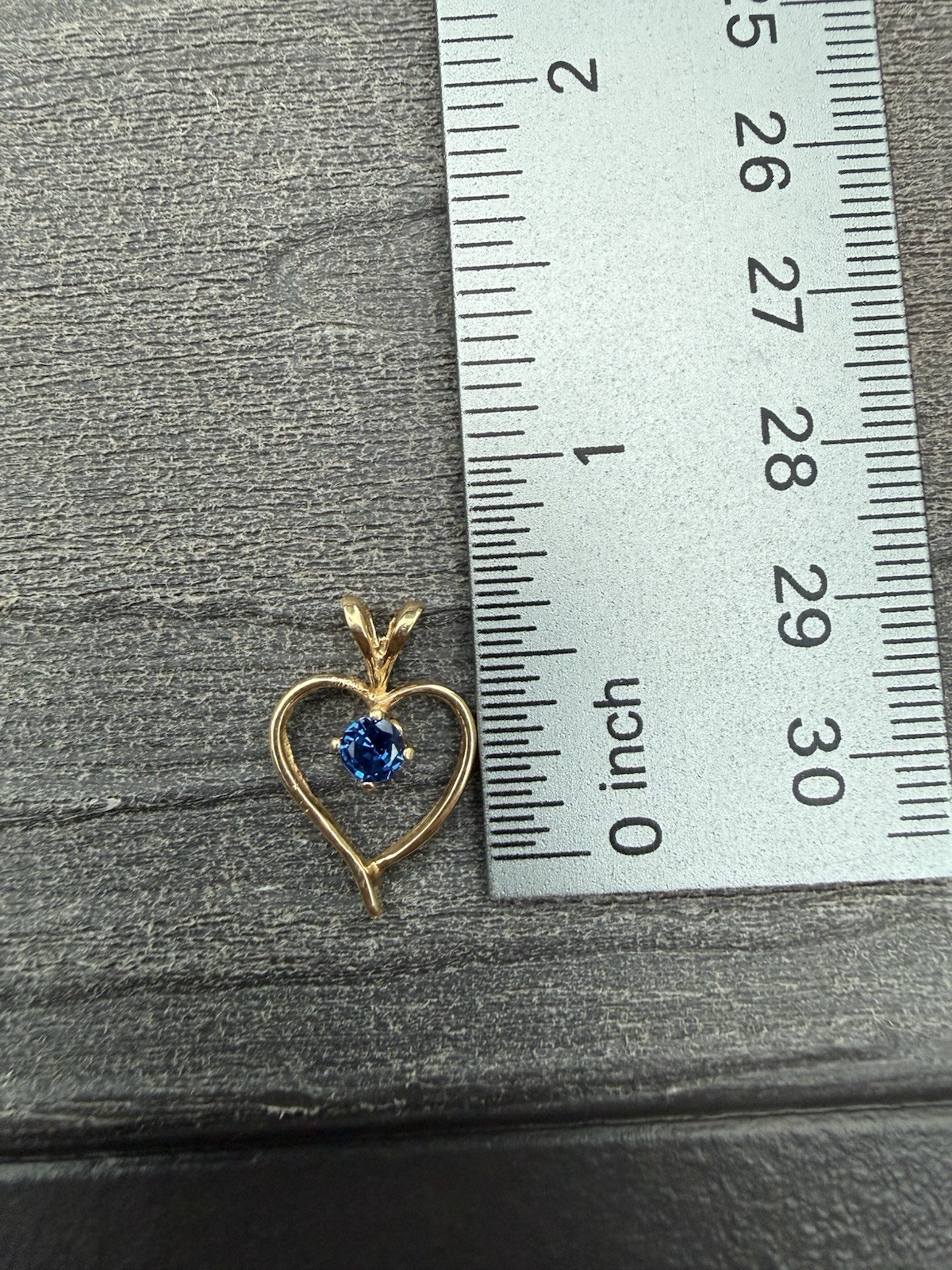 Vintage 14k Yellow Gold London Blue Topaz Solitaire Open Heart Necklace Pendant