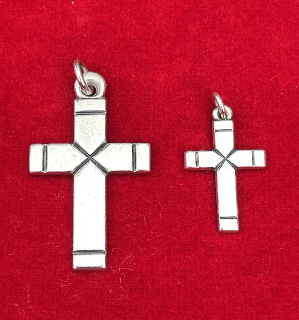 James Avery Sterling Silver Medium & Small Latin Cross Set – Uncut Loops
