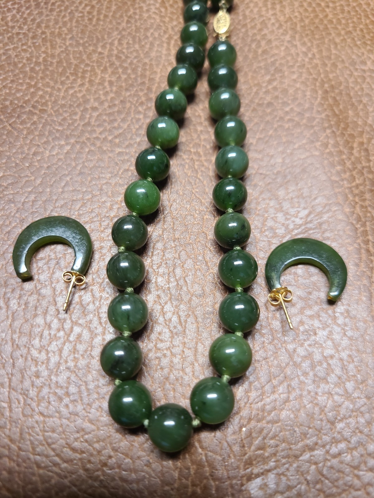 14K Yellow Gold Nephrite Jade Bead Necklace Earrings Set 16” 50g Vintage