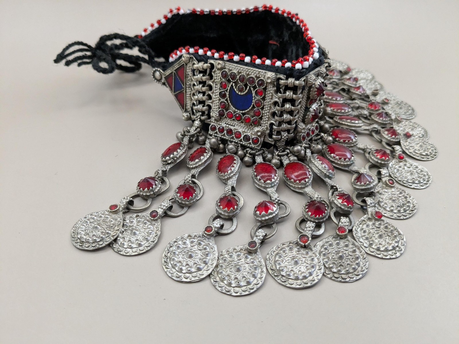 Vintage Kuchi Tribal Choker Bib Necklace Jingling Dangles Red Glass (19576)