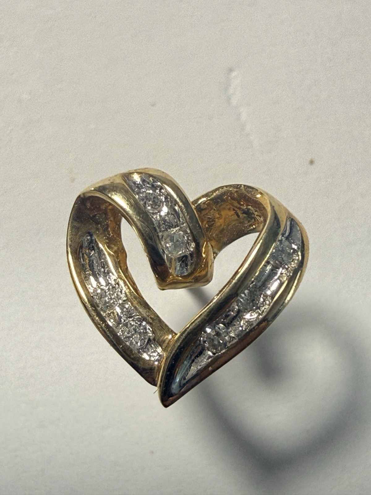 10K Gold Diamond Heart Necklace & Matching Earrings Set 2.82g Round Diamonds