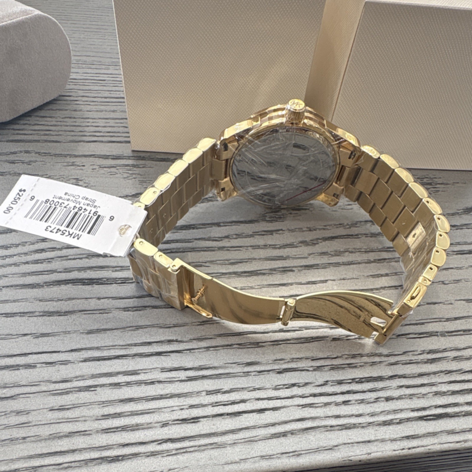 Michael Kors Gold-Tone Logo Dial Quartz Analog Wristwatch with Box MK5473