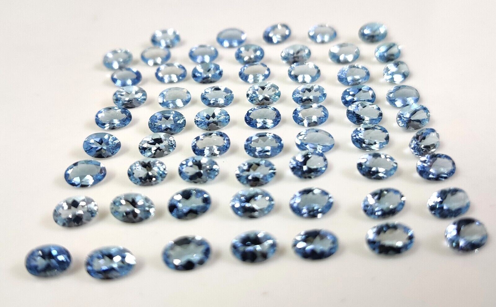 Natural Excellent Unheated Aquamarine Oval Cut 4X6 MM Wholesale Gemstone Lot