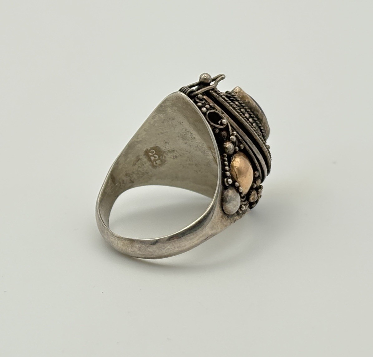Antique Sterling Silver Filigree 18k Gold Accents Poison Pill Ring Size 8.5