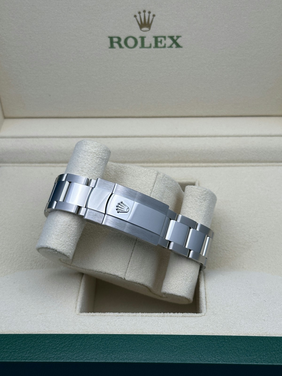 Rolex Datejust 126200 Oyster Bracelet Green Dial NEW 2026