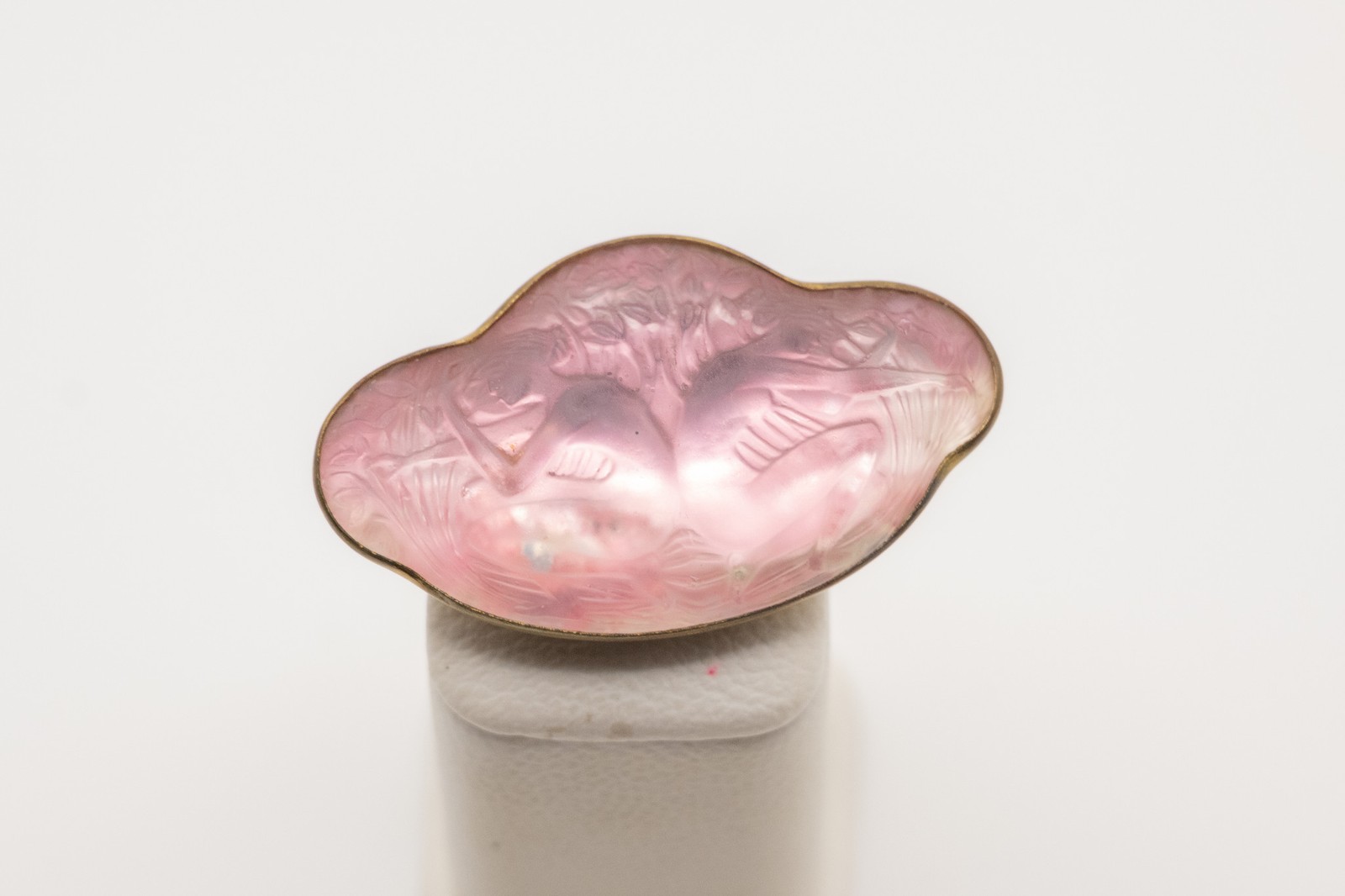 Rene Lalique Crystal Brooch Deux Figurines Dos a Dos C1913 Pink RARE FREE Ship