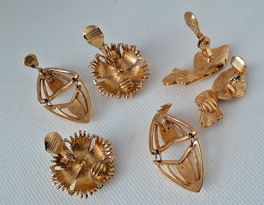 VTG MONET EARRINGS (3 PAIRS/GOLD/CLIPS) Cordelia, Ribbed Twist Bow & Geo Dangles