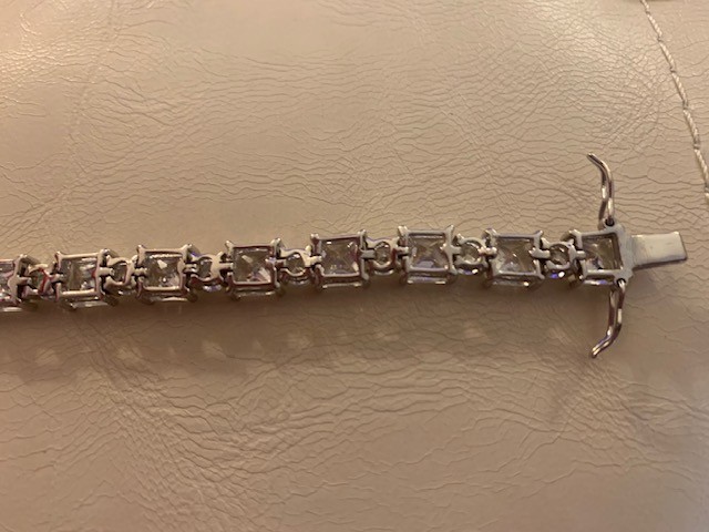 New QVC Diamonique Silver 925 Princess/Square & Round CZ 7 1/2″ Tennis Bracelet