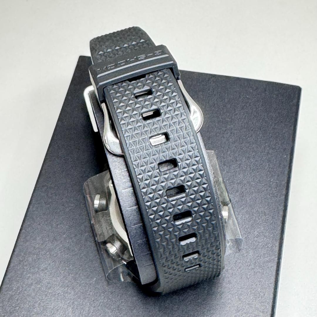 Brand New G Shock GST B400 Casio Bluetooth