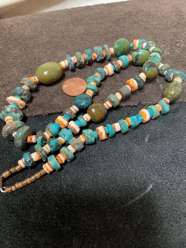 Natural old looking turquoise/spiny oyster shell necklace/23″ (g289b-w2)