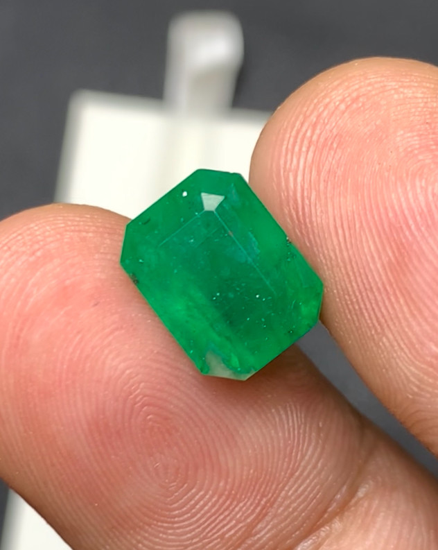 4.80 Ct Natural Emerald Vivid Green Color Emerald Cut Loose Gemstone From Pak