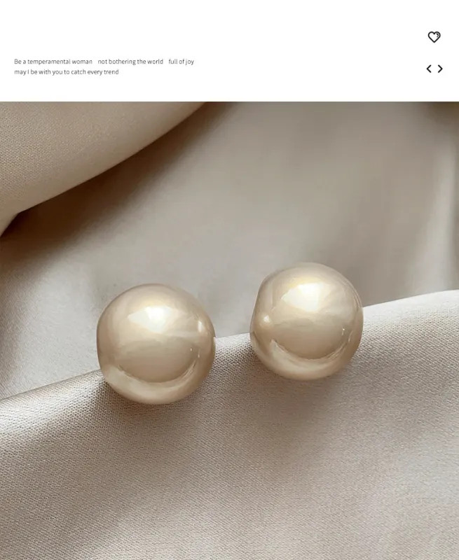 Women’s Minimalist Gap Imitation Pearl Stud Earrings Fashion Commuter Jewelry
