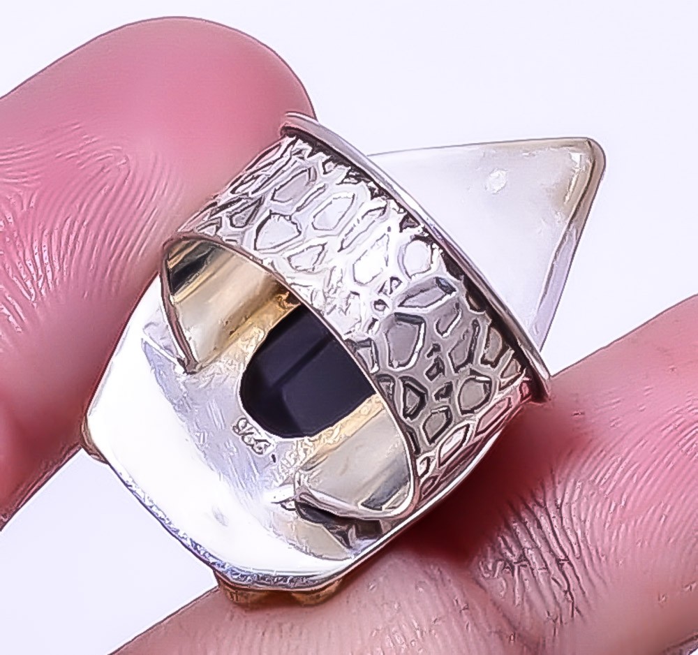 Black Onyx Gemstone Silver Handmade Two Tone Gold Plated Ring s.6 A377
