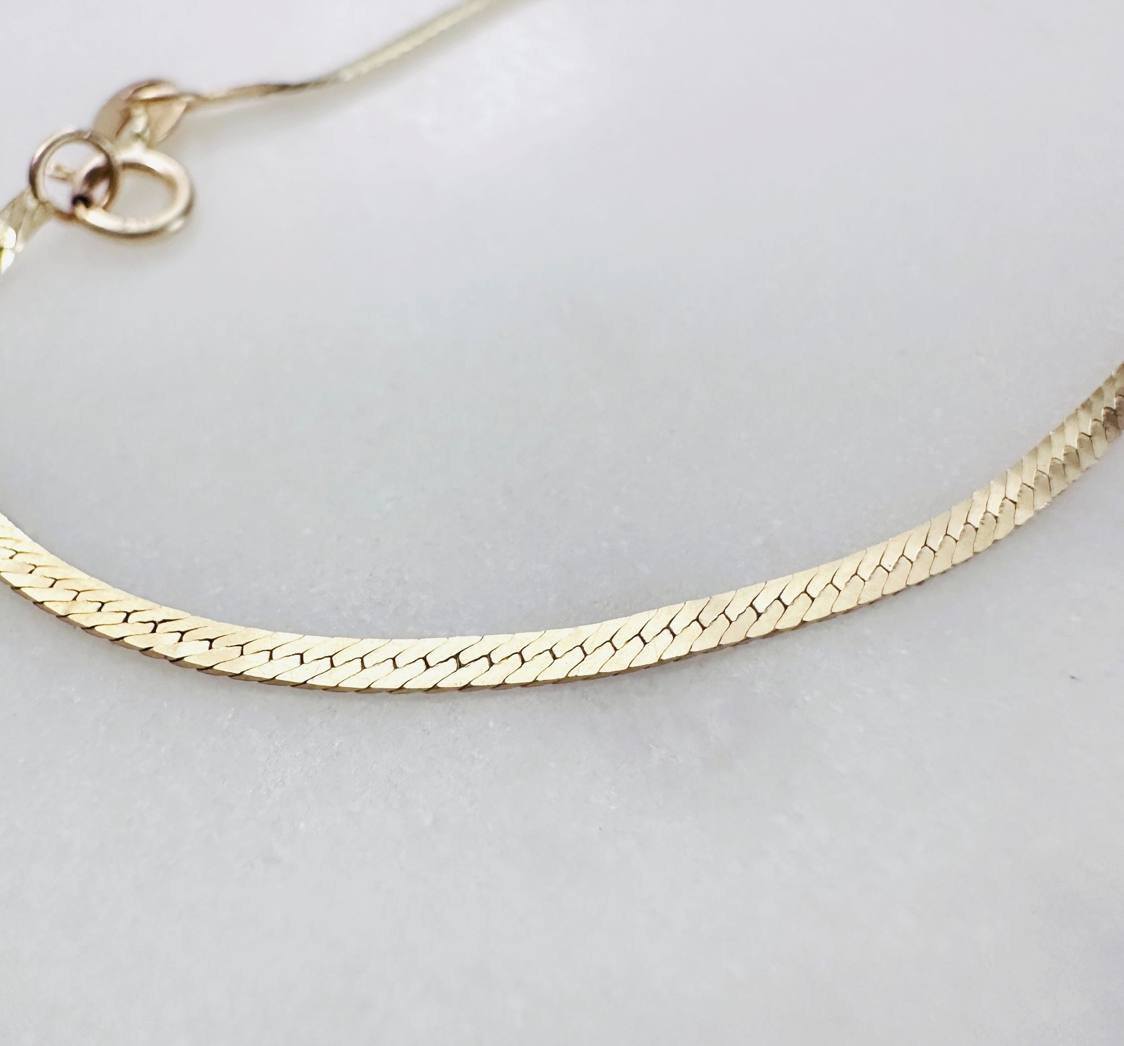 Solid 14K Yellow Gold Thin Herringbone Link Chain Bracelet, 1.3mm, 7″, 1g