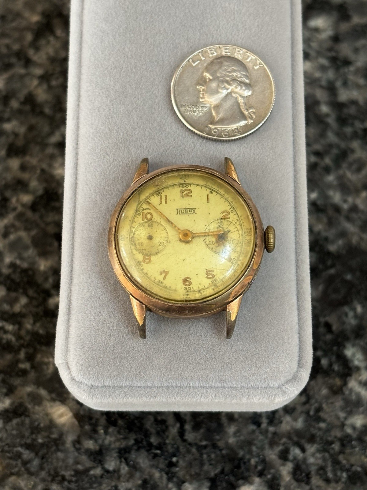 Vintage Hugex Chronograph Valjoux Swiss 17J Men’s Watch – For Restoration Repair