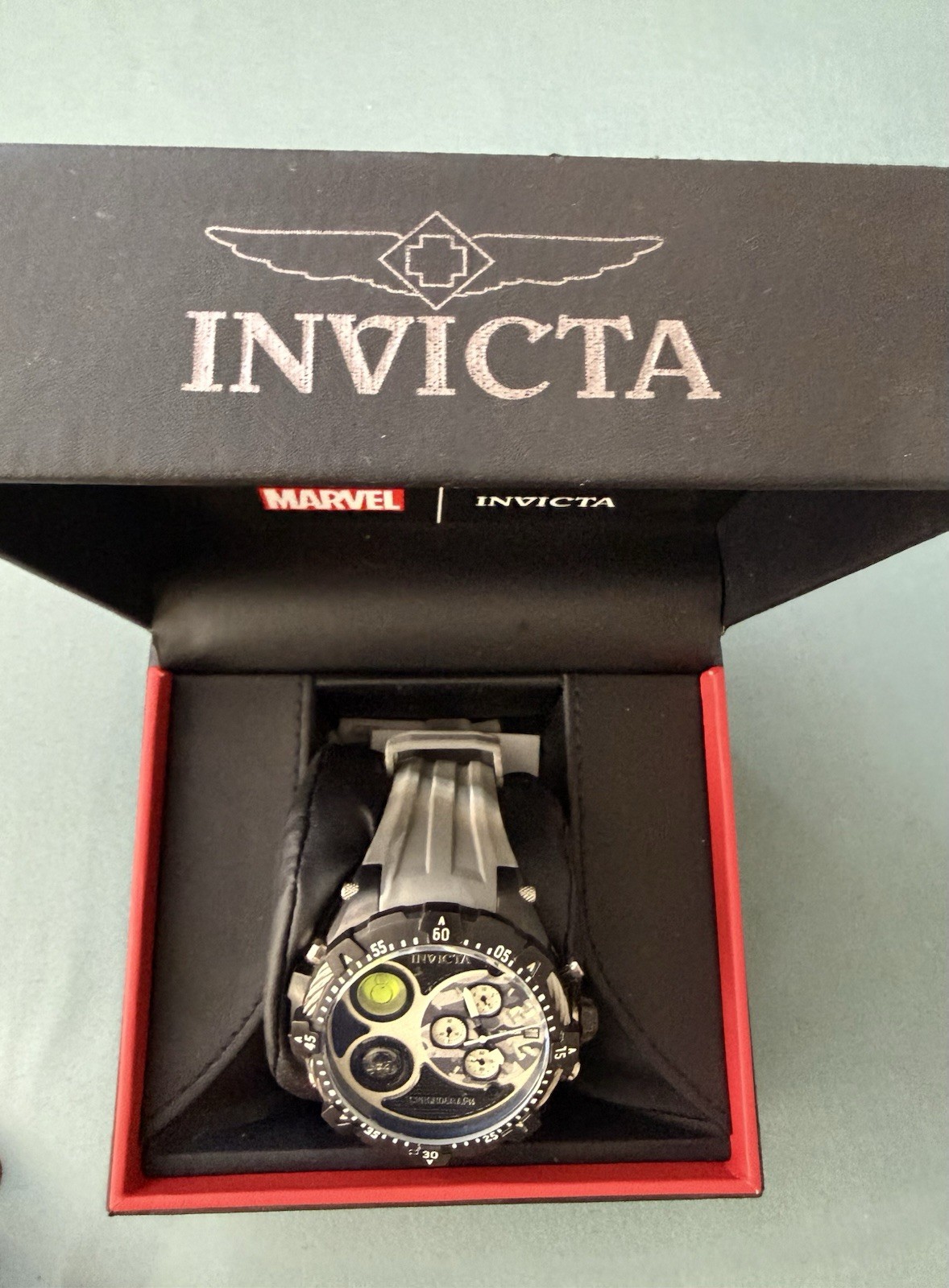 Invicta Marvel Chronograph Limited Edition works Watch W/Batteries