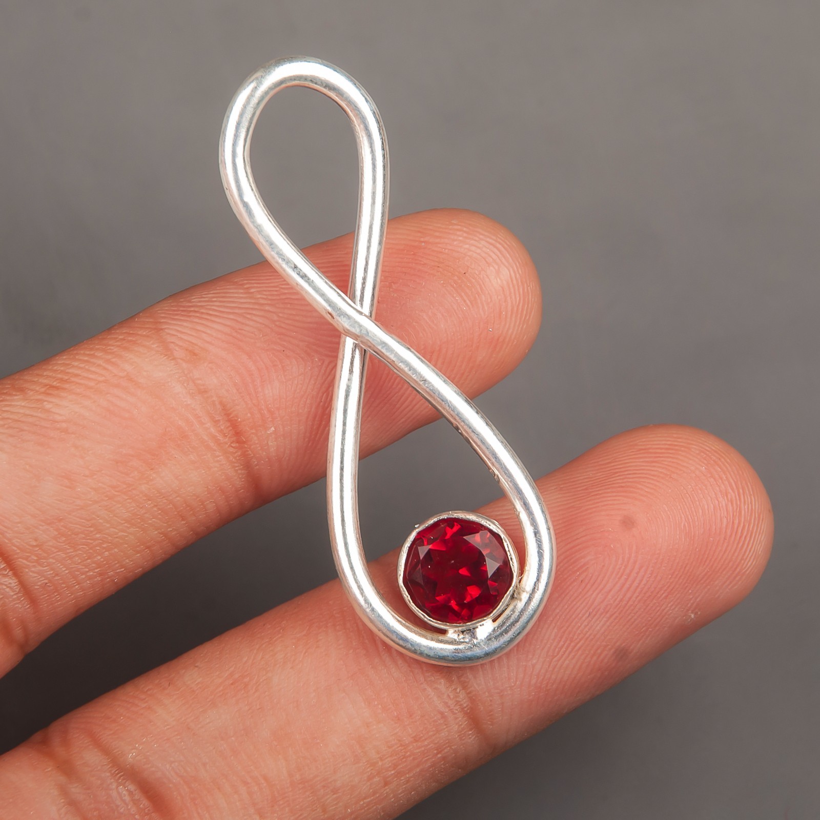 Mozambique Garnet Gemstone Handmade 925 Sterling Silver Jewelry Pendant 1.90″