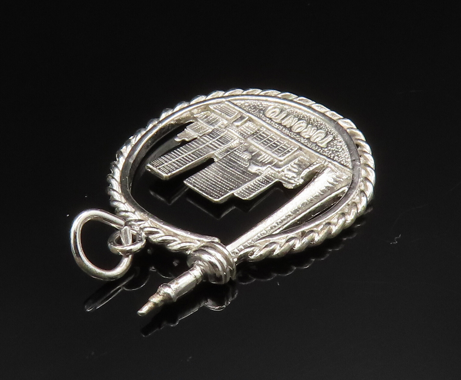 925 Sterling Silver Vintage CN Tower Toronto Souvenir Pendant PT20546